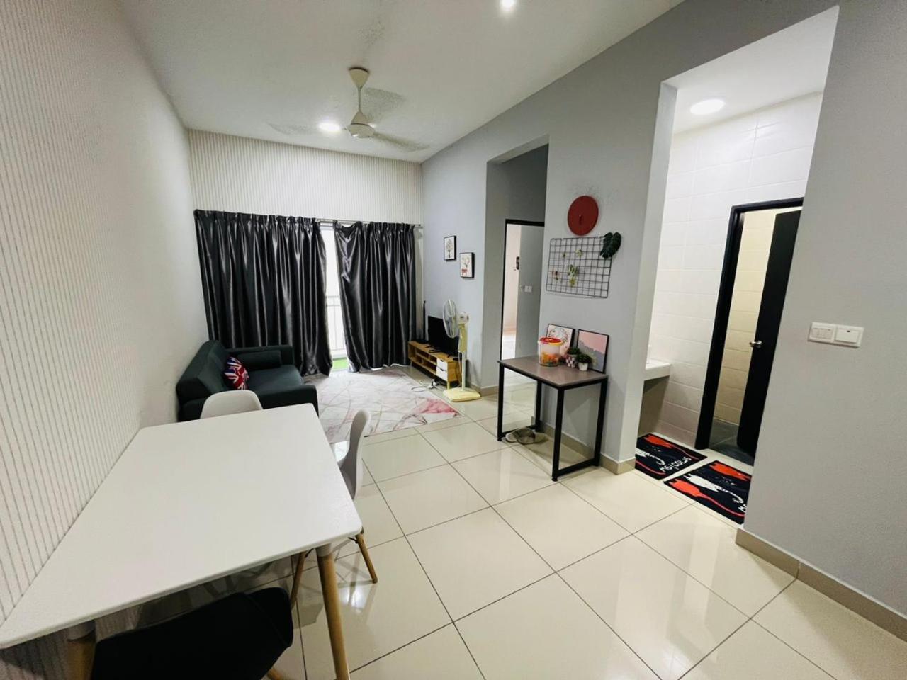 Mesahill Avengers 2 Rooms @Nilai Near Klia By The Renters Homestay Exterior photo